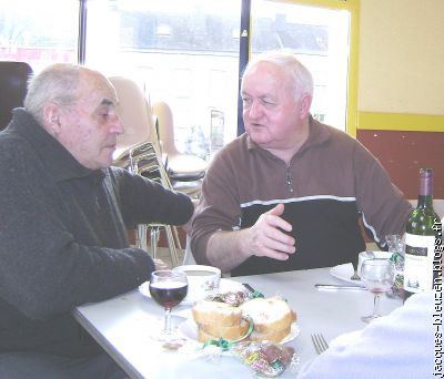 Mr. l'ancien maire de St-Goazec (29), et Yves Le Clech.