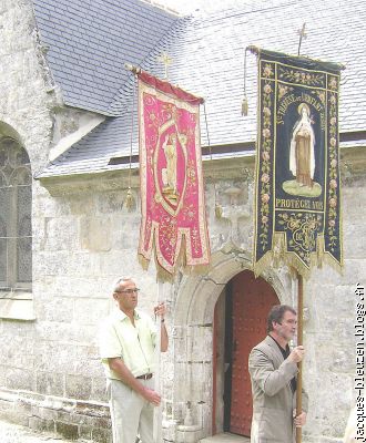 Jean-Paul Fichen et Louis-Marc Rivoal, Maire.