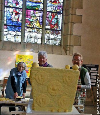 les fées s'affairent autour de ce qui deviendra un chef-d'oeuvre.