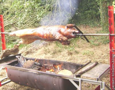 là, on a laissé la tête au cochon... ça sentait bon!!!!!!!!!!